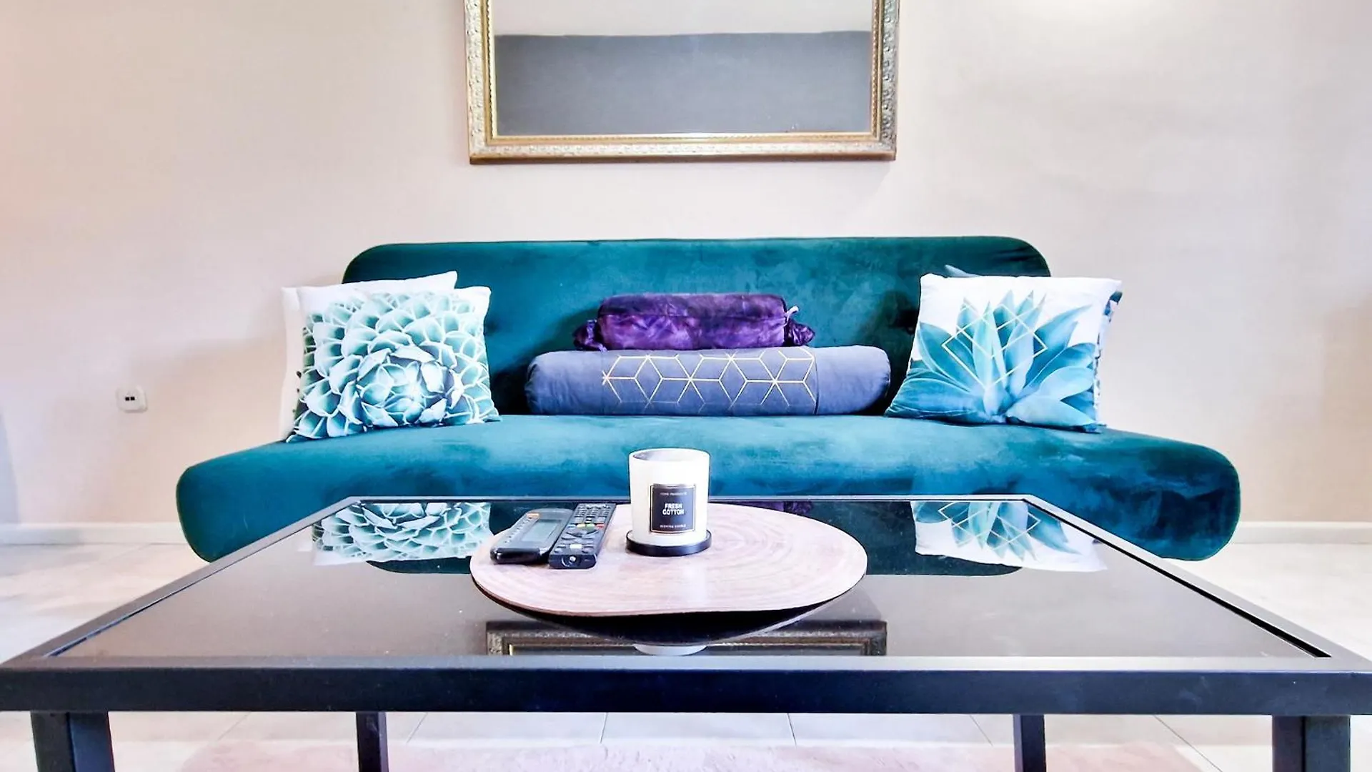 Mobius - Cozy Bacvice Apartment Split Croatia