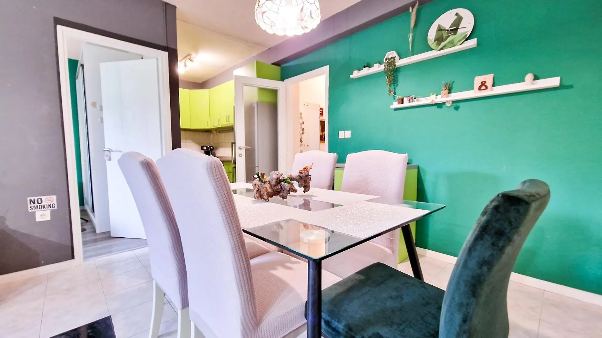 Mobius - Cozy Bacvice Apartment Split Croatia